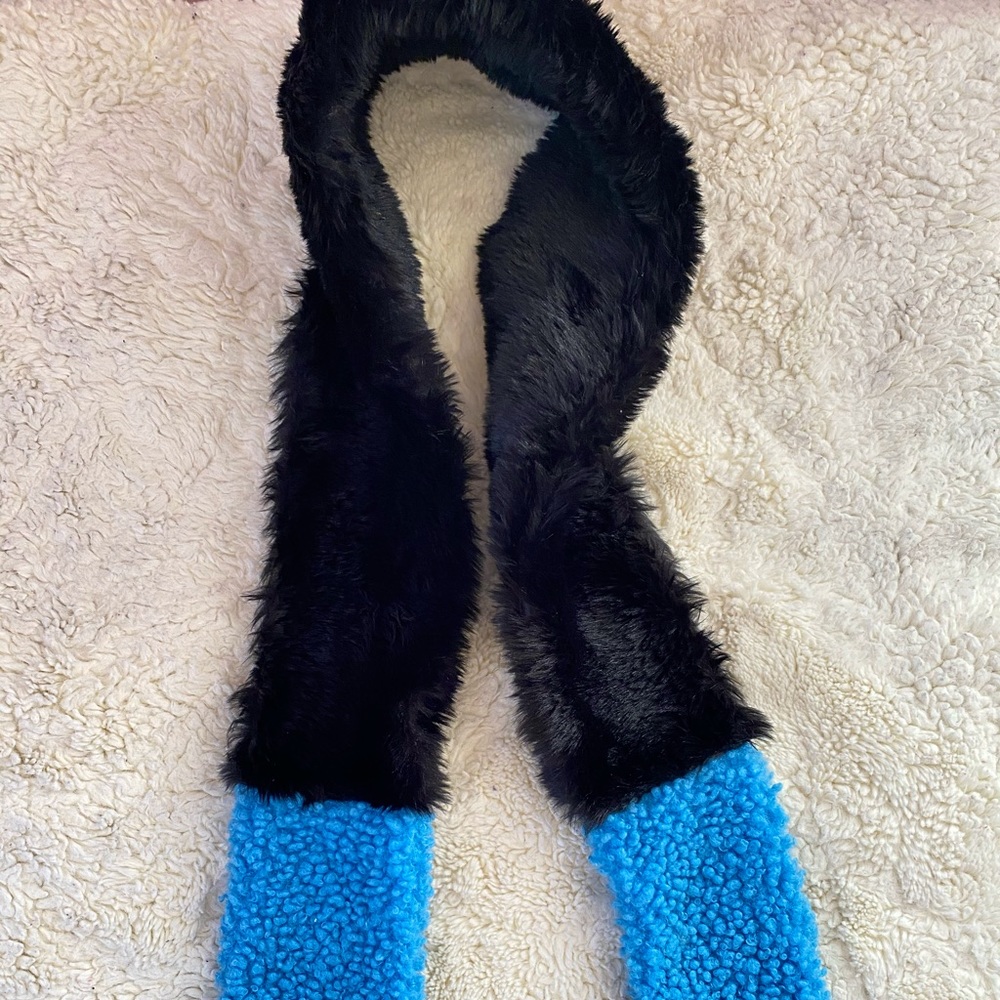 scarf
